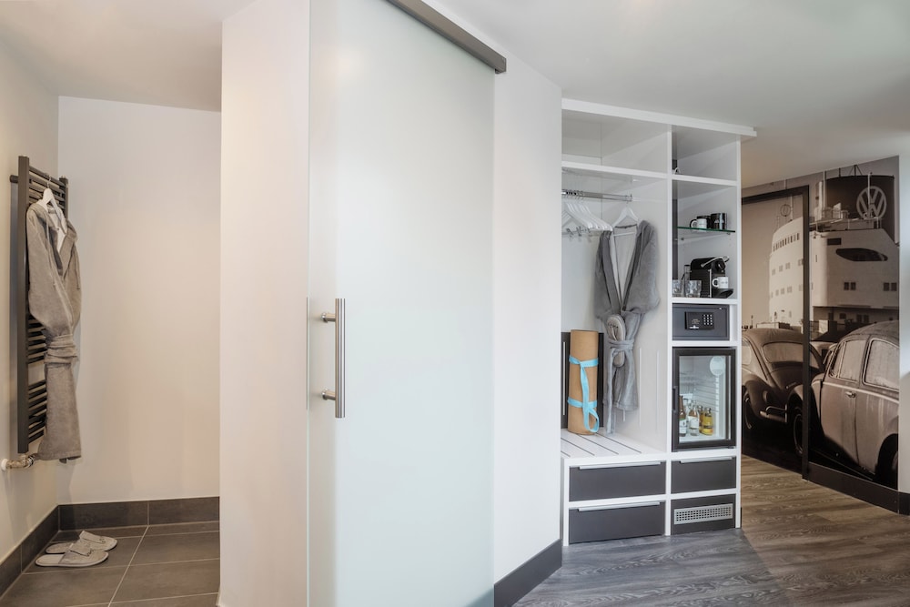 Loft, Twin Beds, Innside By Meliá Wolfsburg 8/8