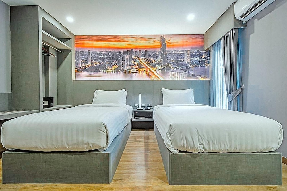 Hyde Park Hotel Bangkok 16/50