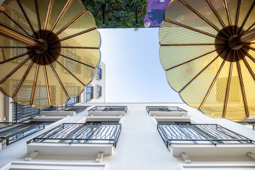Calisi Hotel Belgrade 65/71