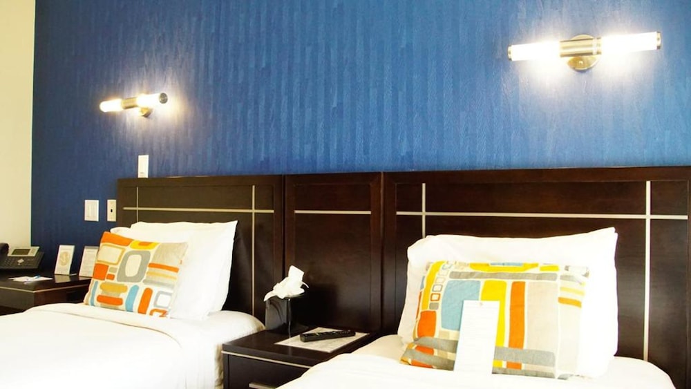 Nesva Hotel 5/37