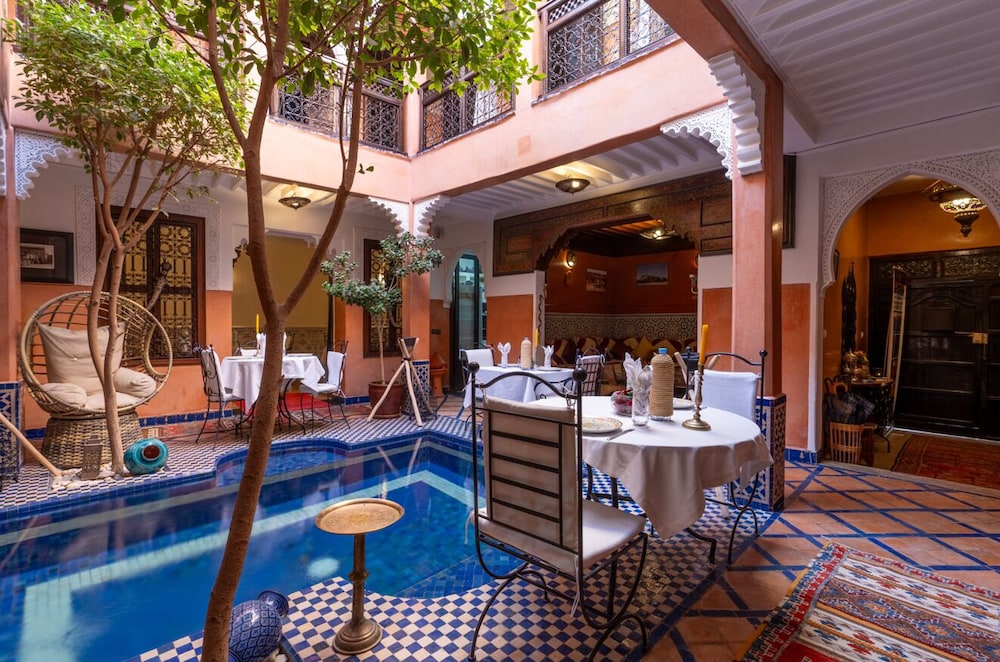Riad Alaka 25/50