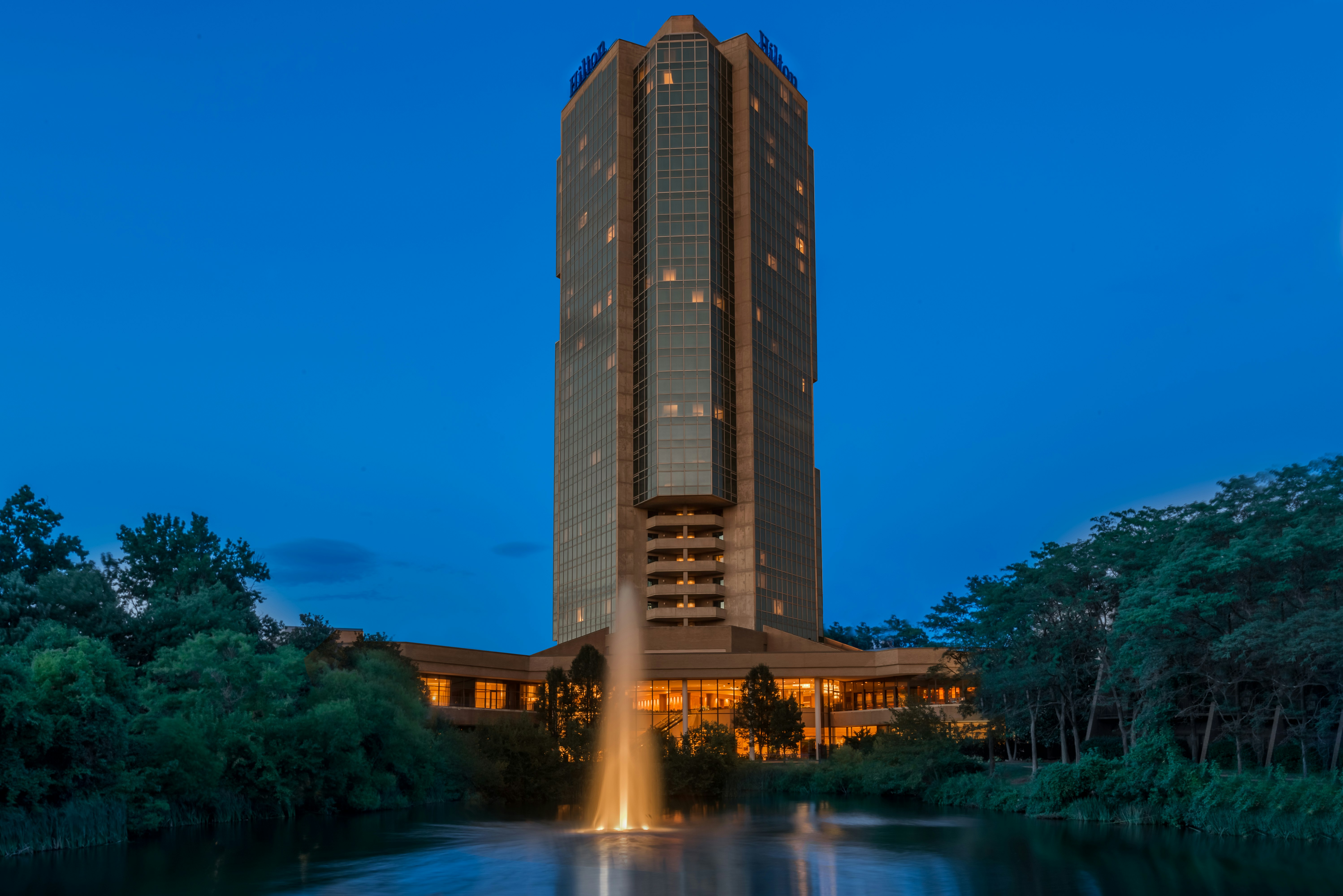 Hilton Alexandria Mark Center 64/68
