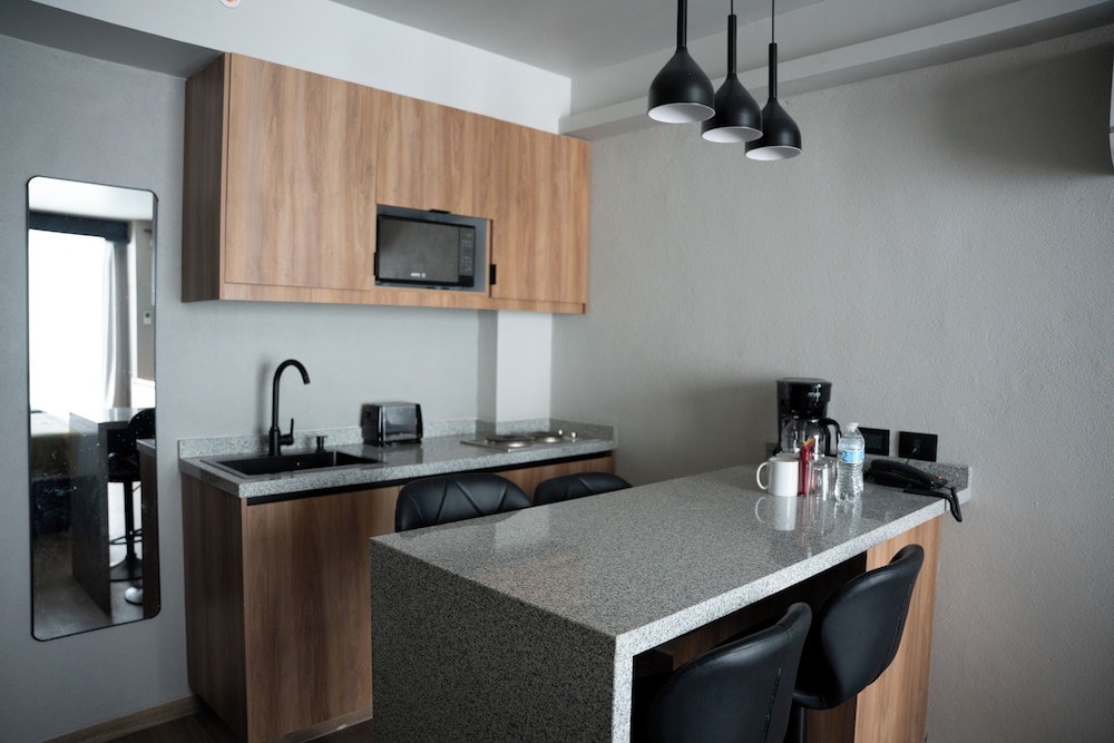 Hotel Block Suites 60/69