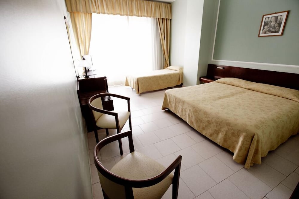 Hotel Continental 24/61
