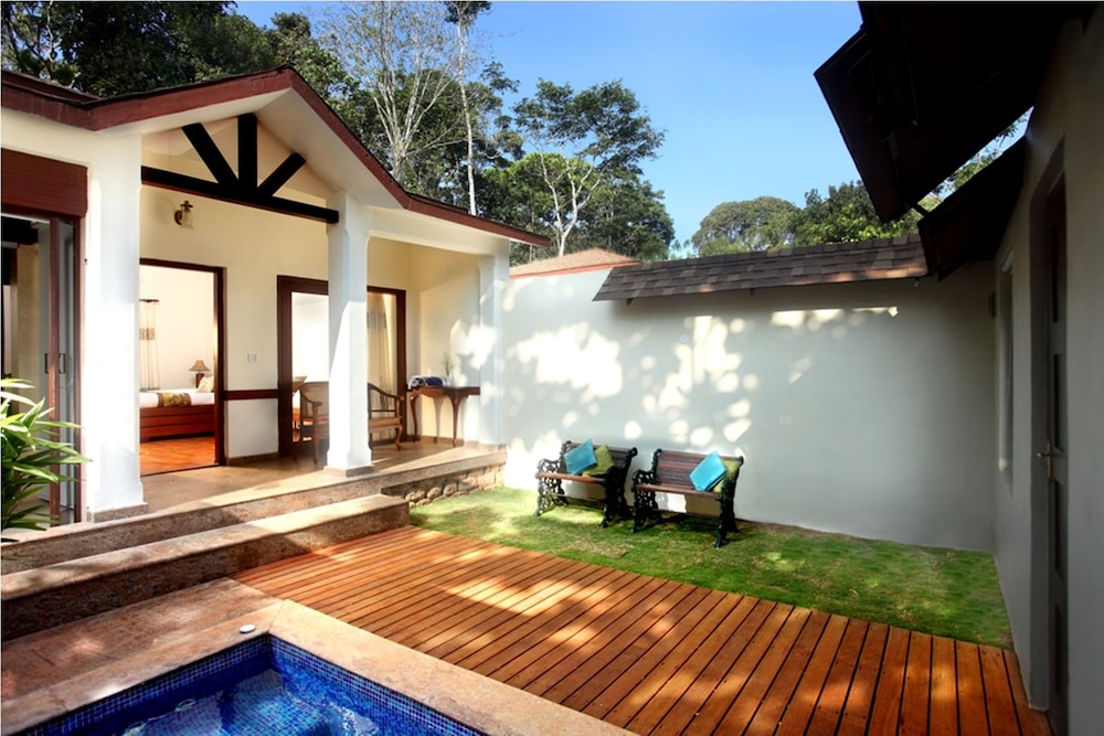 CARMELIA HAVENS 7/58