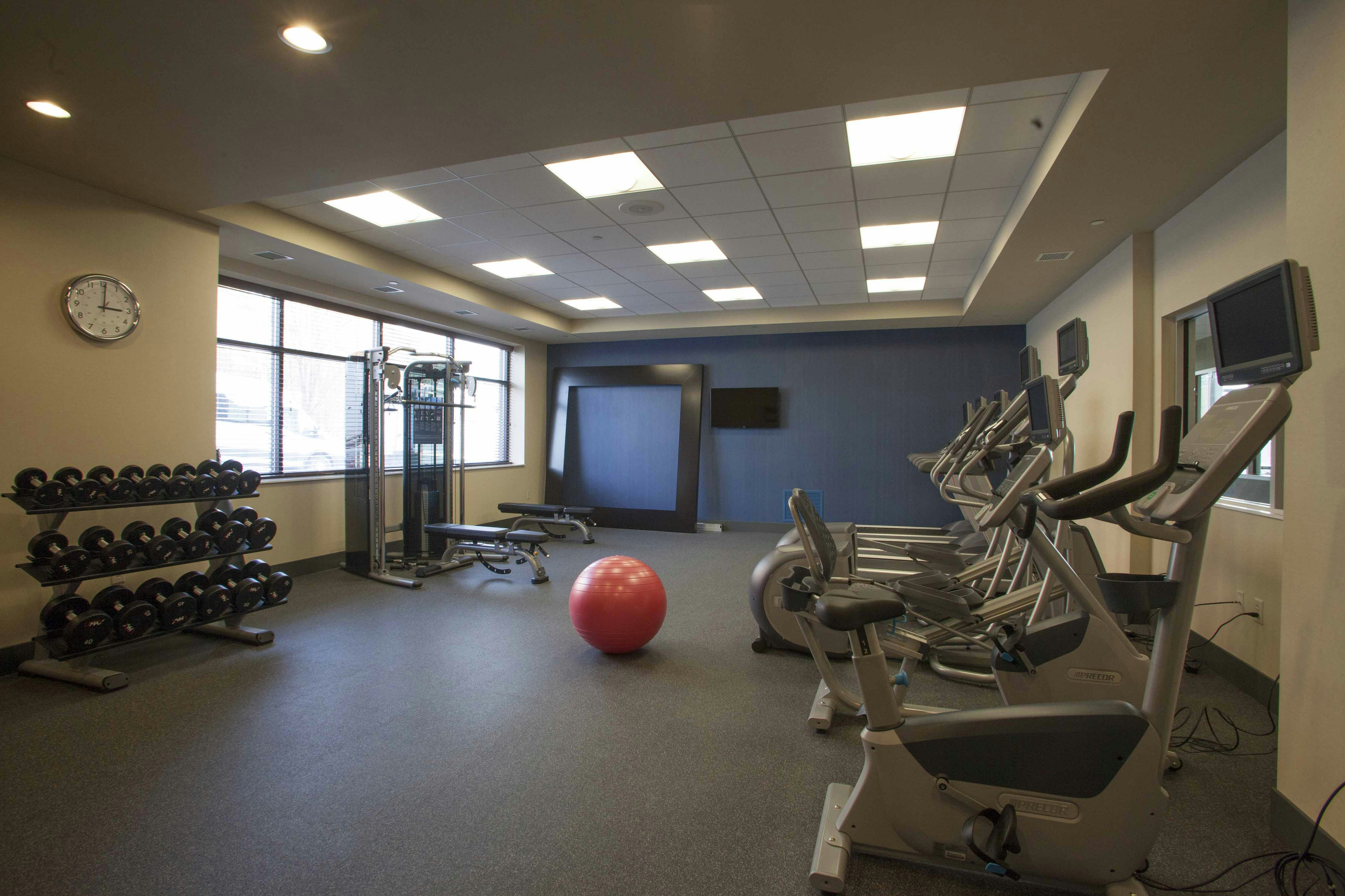 Hampton Inn Suites St Paul Downtown 30/70