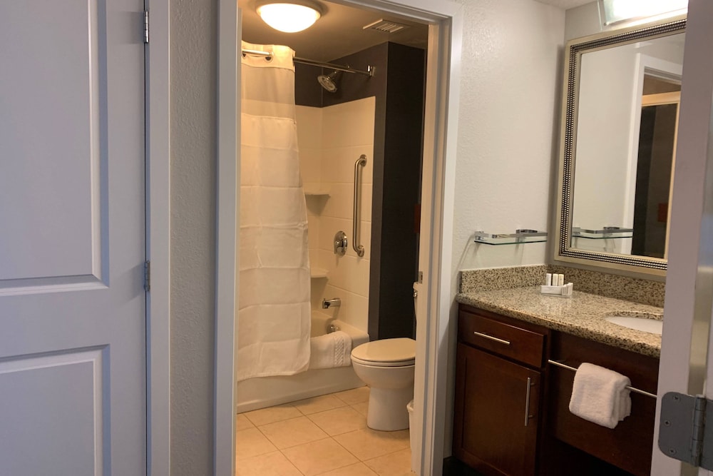 Residence Inn by Marriott Concord 4/24