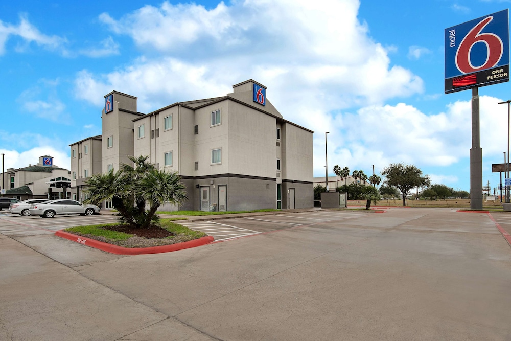 Motel6 Pharr, TX 49/55