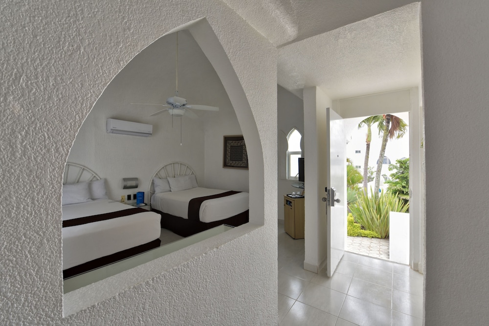 Hotel Villa Bejar Cuernavaca 11/71