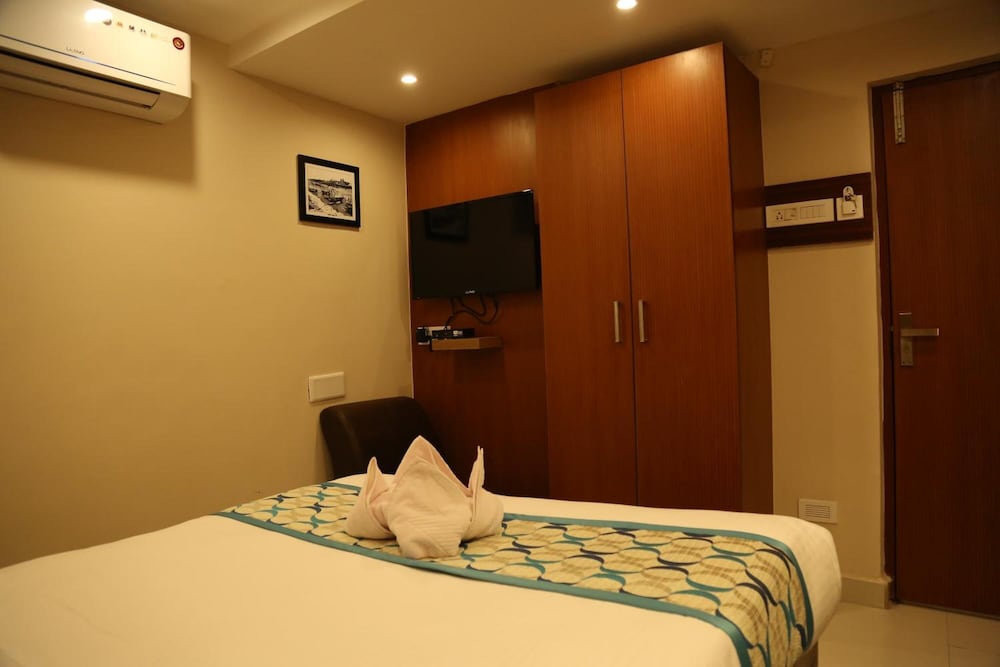 Hotel Santhi Bhavan 10/26