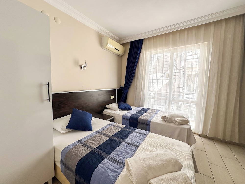 Aristo Hotel 25/55