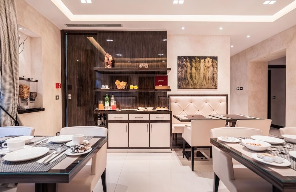 MAISON CANDIA LUXURY HOUSE 25/38