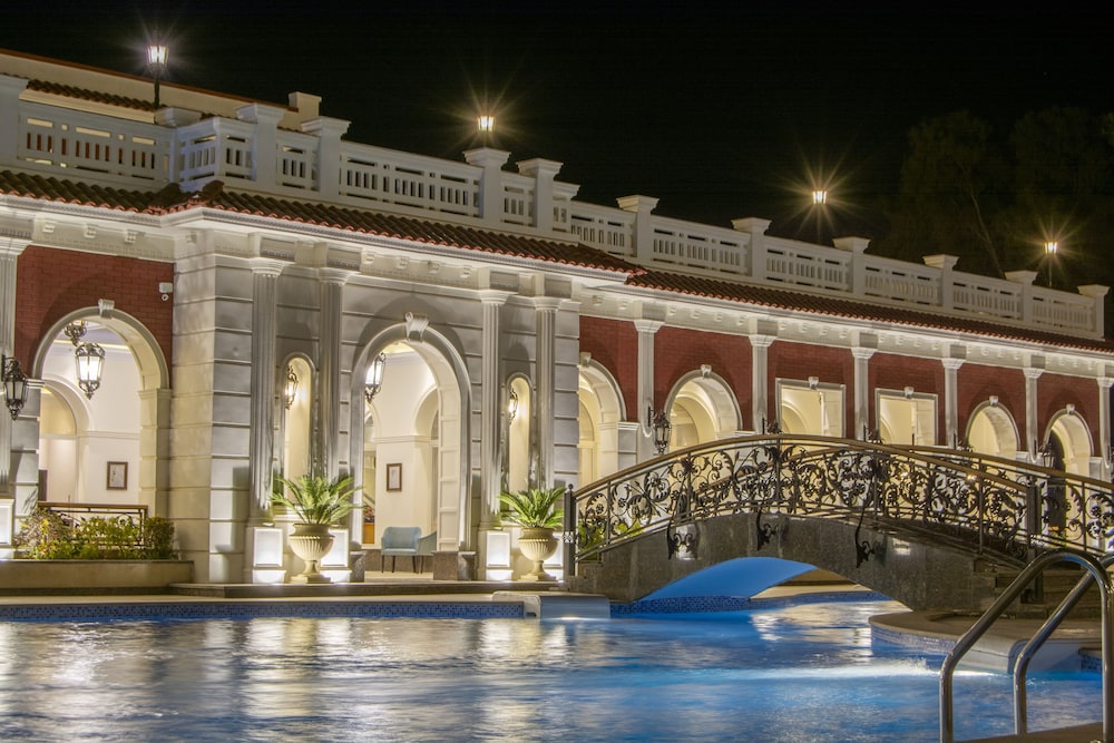 Helnan Palace Hotel 55/58