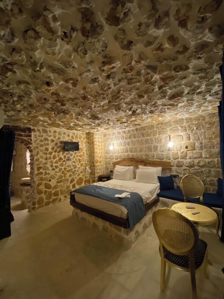 Antik Han Hotel 30/41