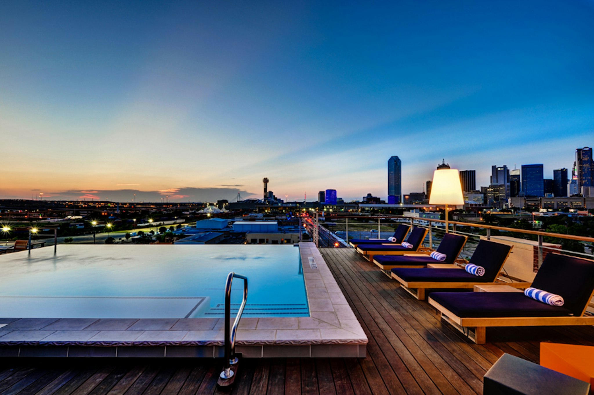 Canvas Hotel Dallas (ex. NYLO Dallas South Side) 38/38