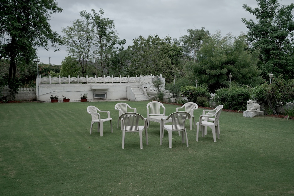 Devendra Garh 43/50
