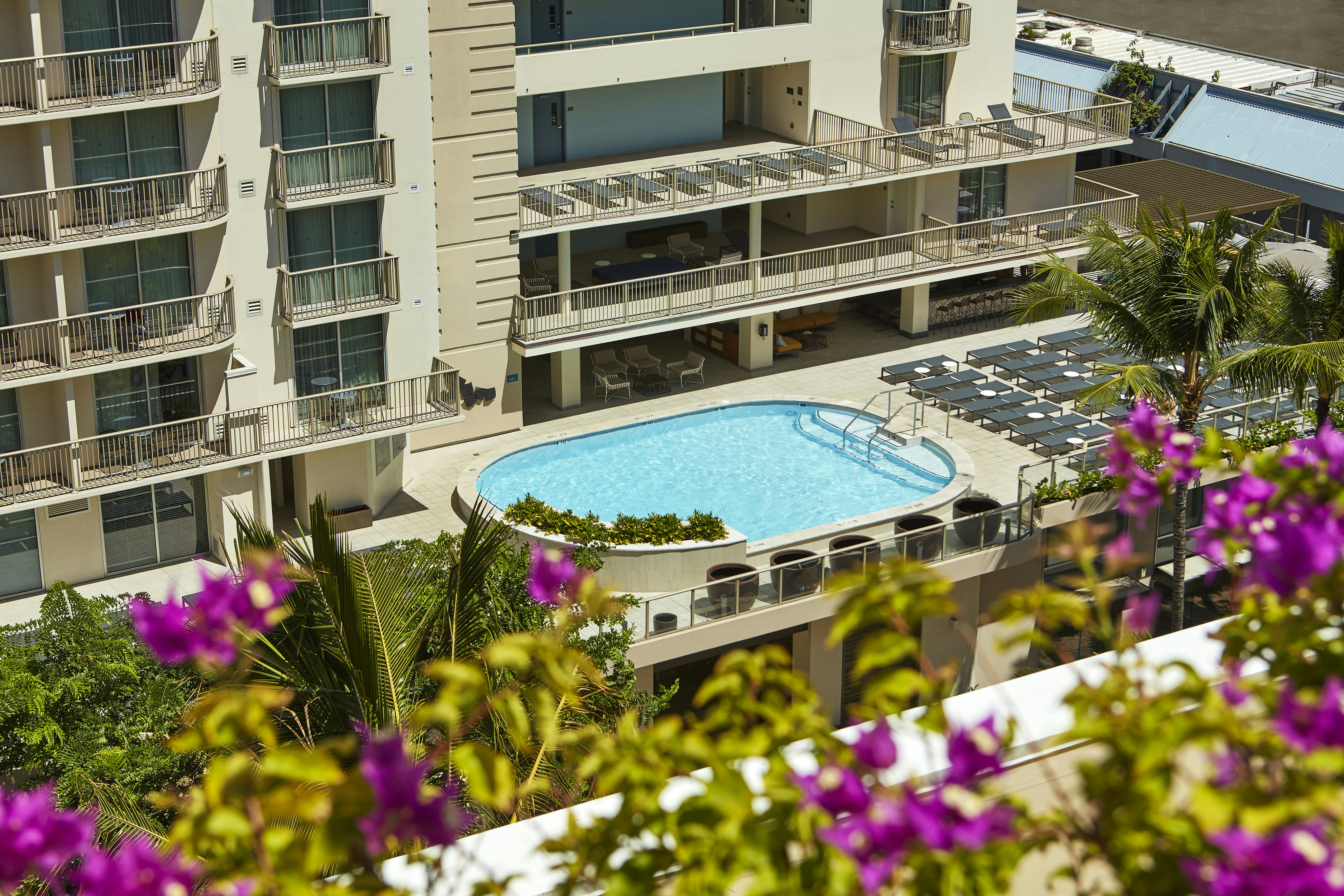 Hilton Garden Inn Waikiki Beach 6/68