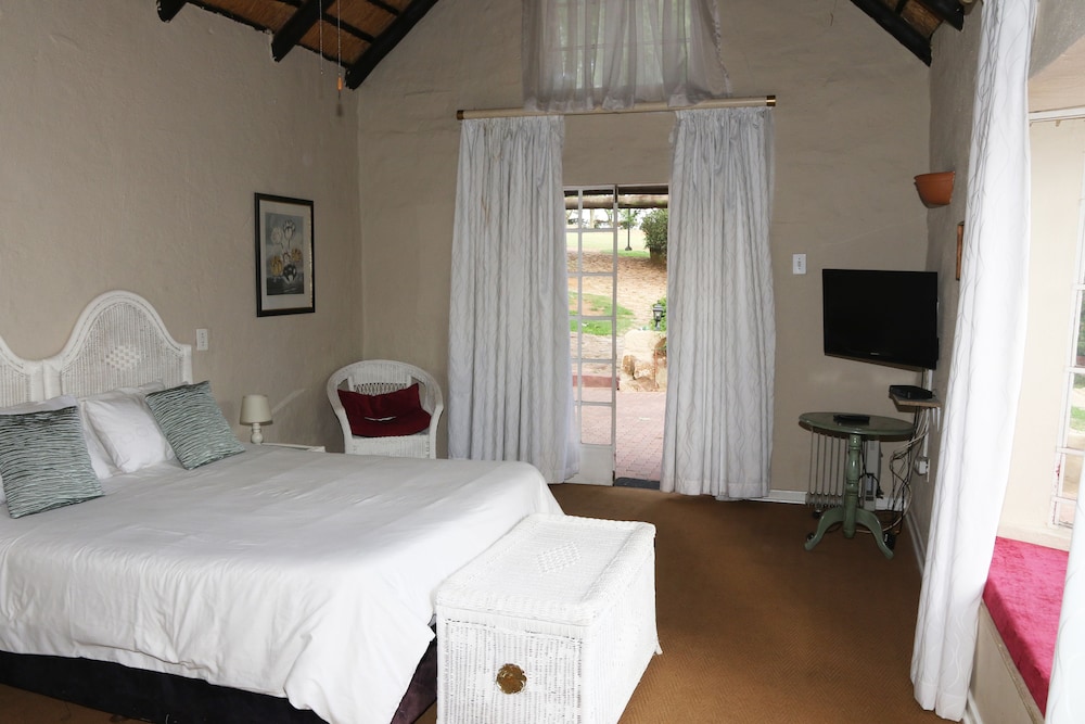 Sterkfontein Heritage Lodge 6/50