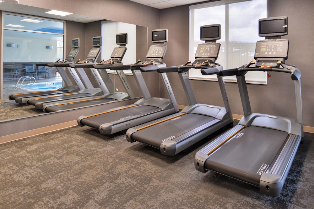 Fairfield Inn Suites Eugene East Springfield 28/47