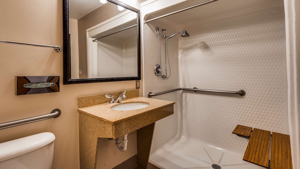 Best Western Moriarty Heritage Inn 10/30
