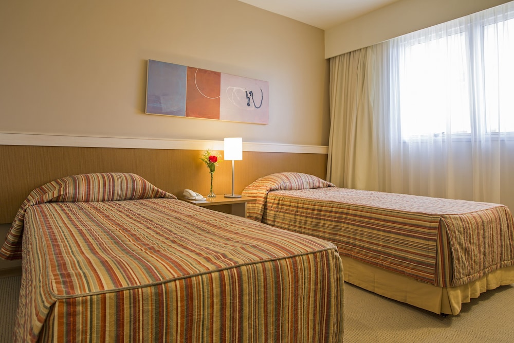 Astron Hotel Bauru 15/50