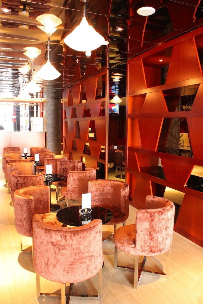 Jinjiang Metropolo Hotel 42/48