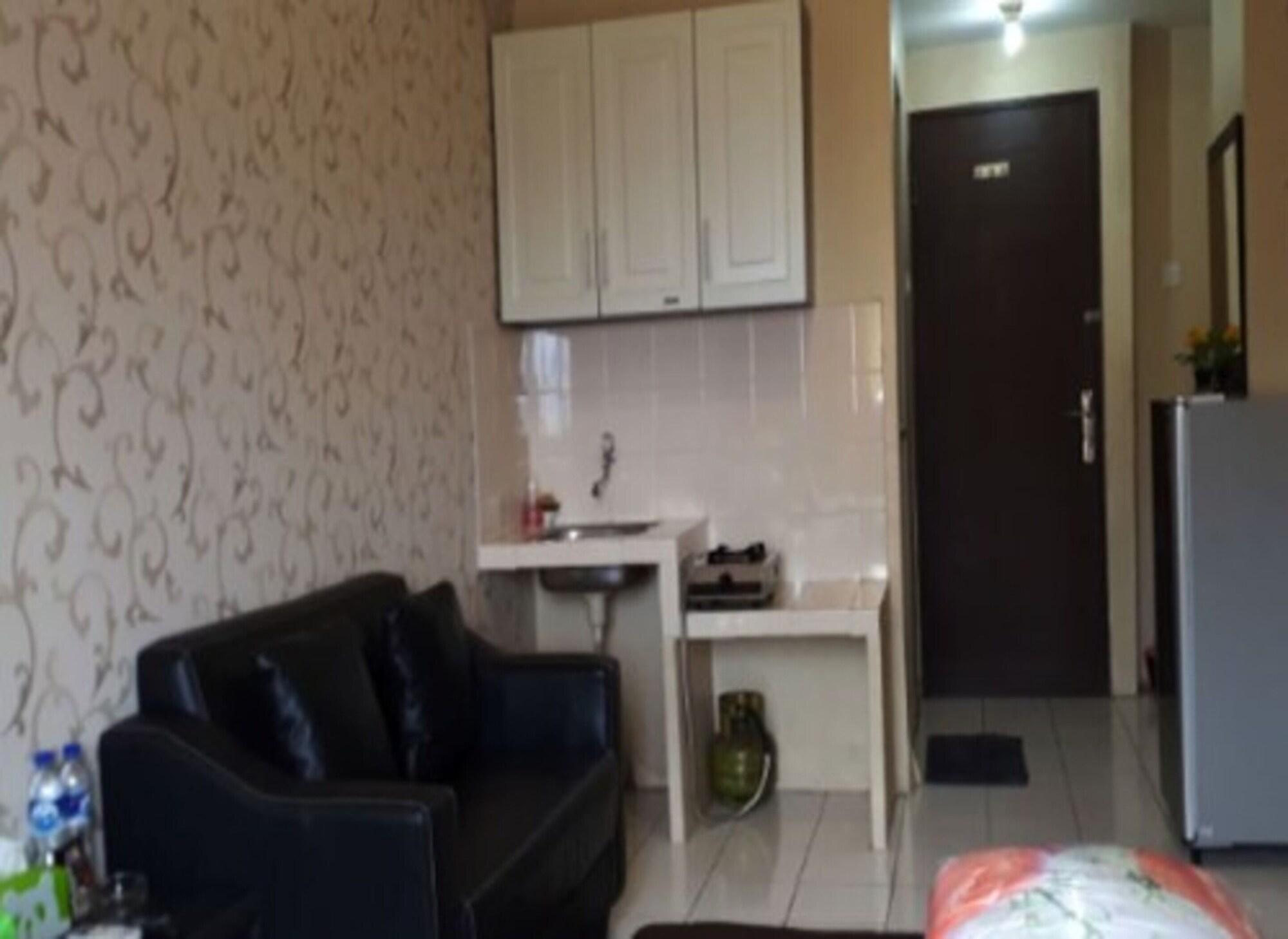 Daddy's Room Apartemen City Park by ZUZU 13/23