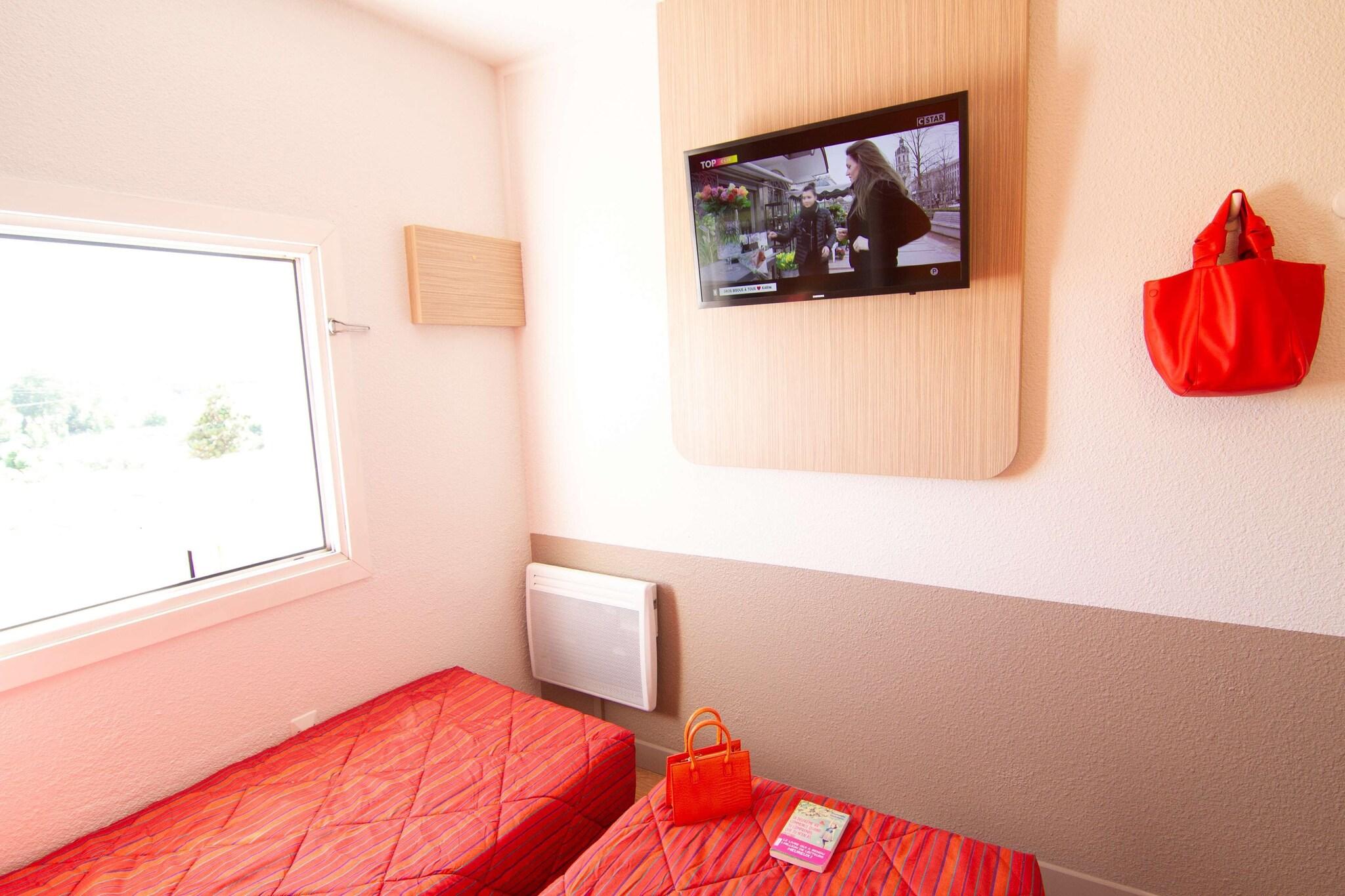 Hotelf1 Plaisir 60/80