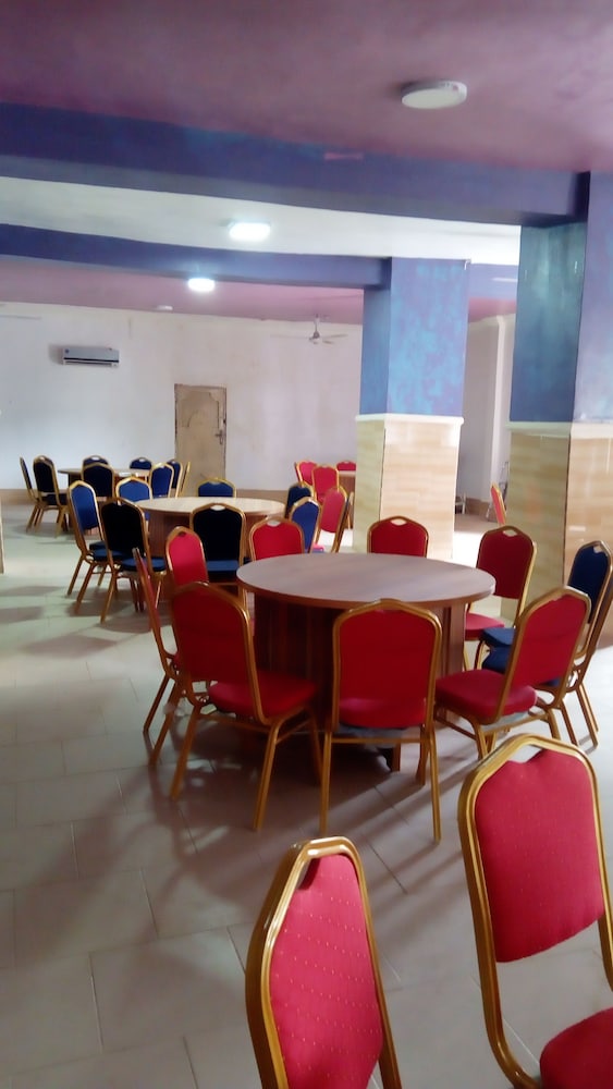 Seadry Suites 20/24