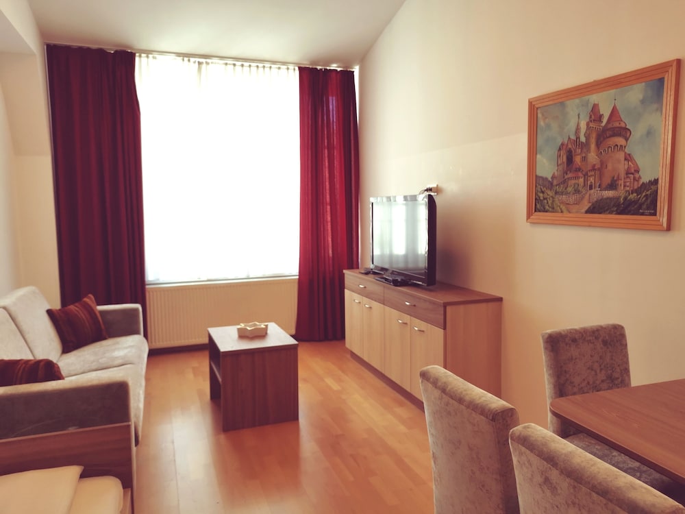 Haydn Hotel 20/50