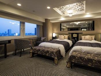 2 BEDROOMS, DELUXE, TWIN BEDS