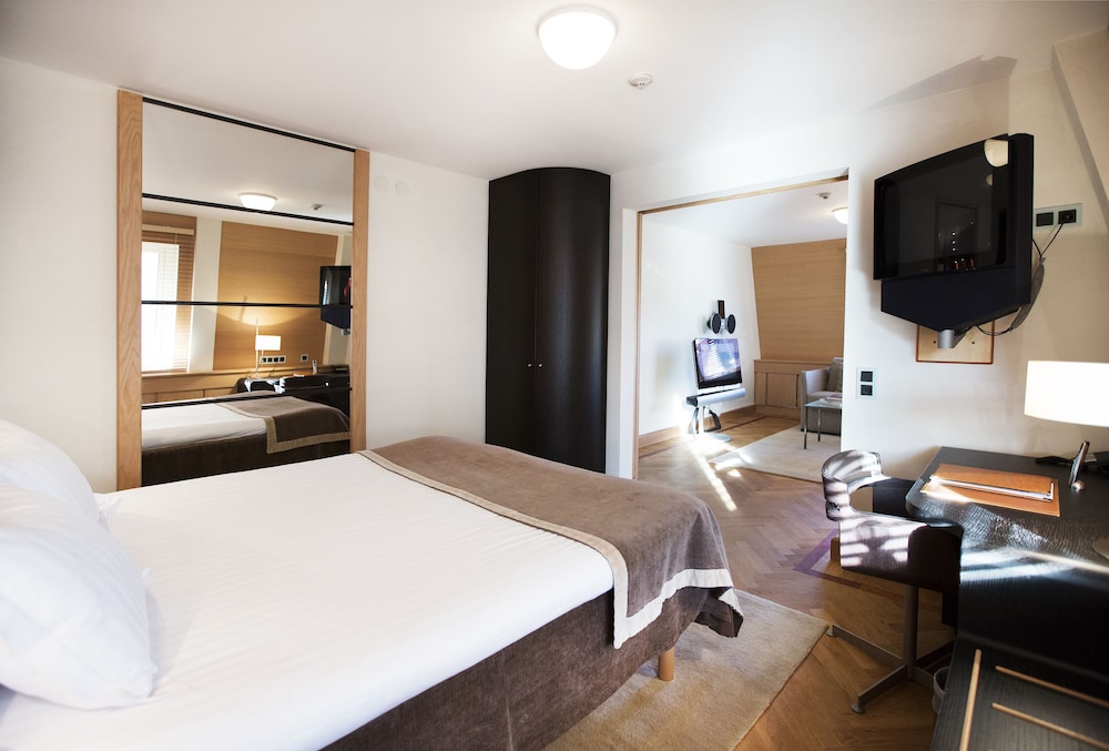Hotel Lundia 15/50