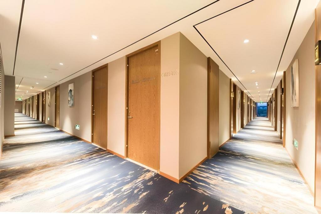 Yitel Collection Beijing Hepingli 37/54