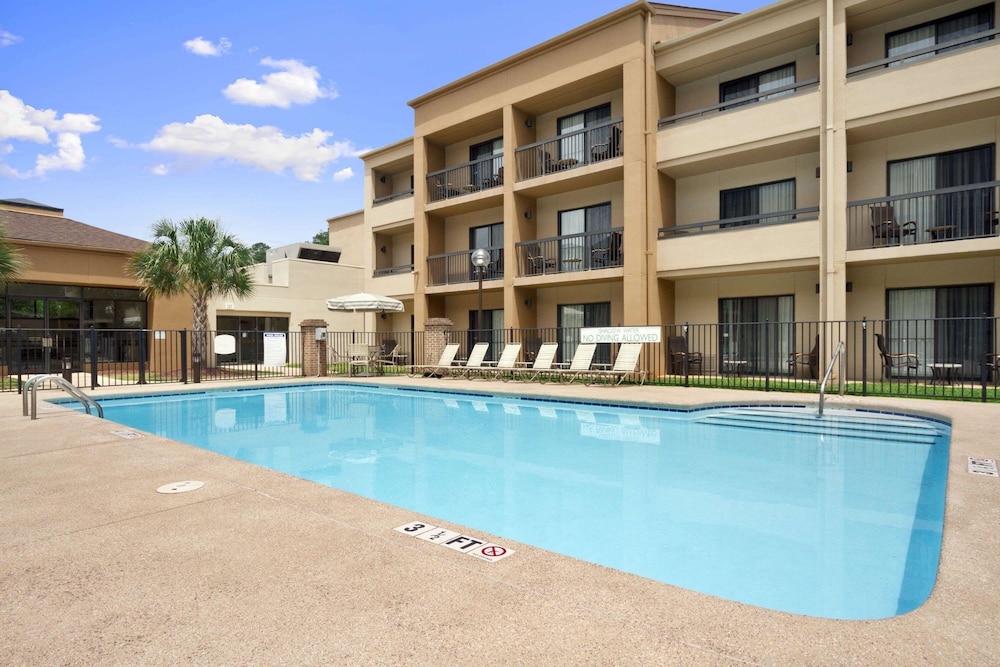 Baymont By Wyndham Columbia Northwest 5/42
