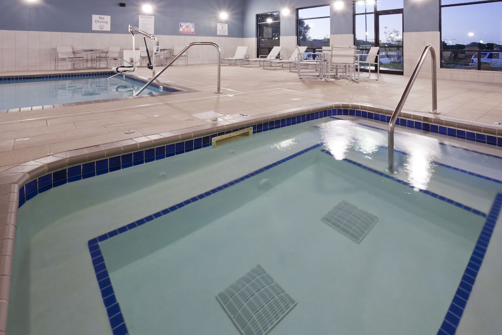 swimming pool spa