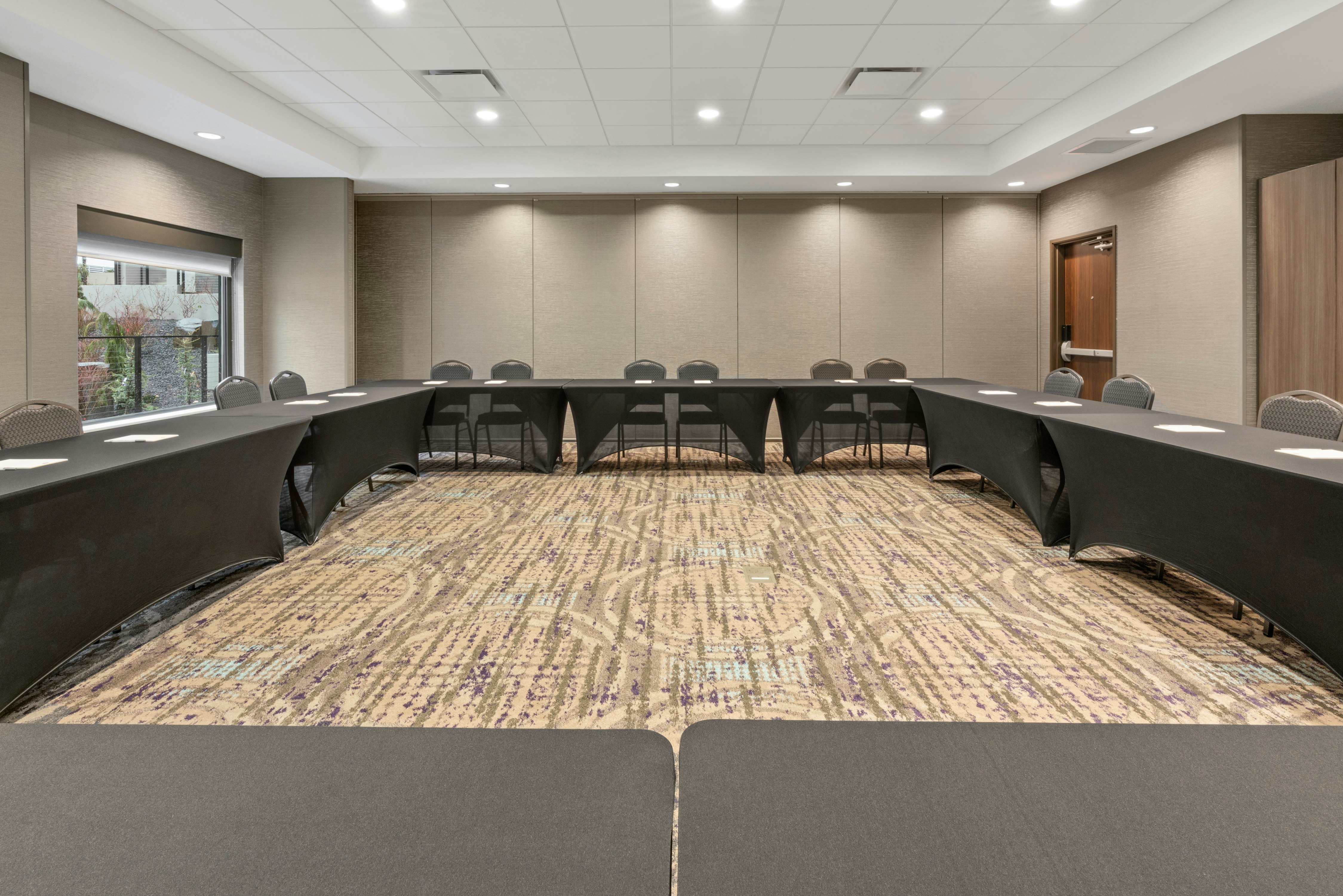 Hampton Inn & Suites Spokane Downtown-South 50/56