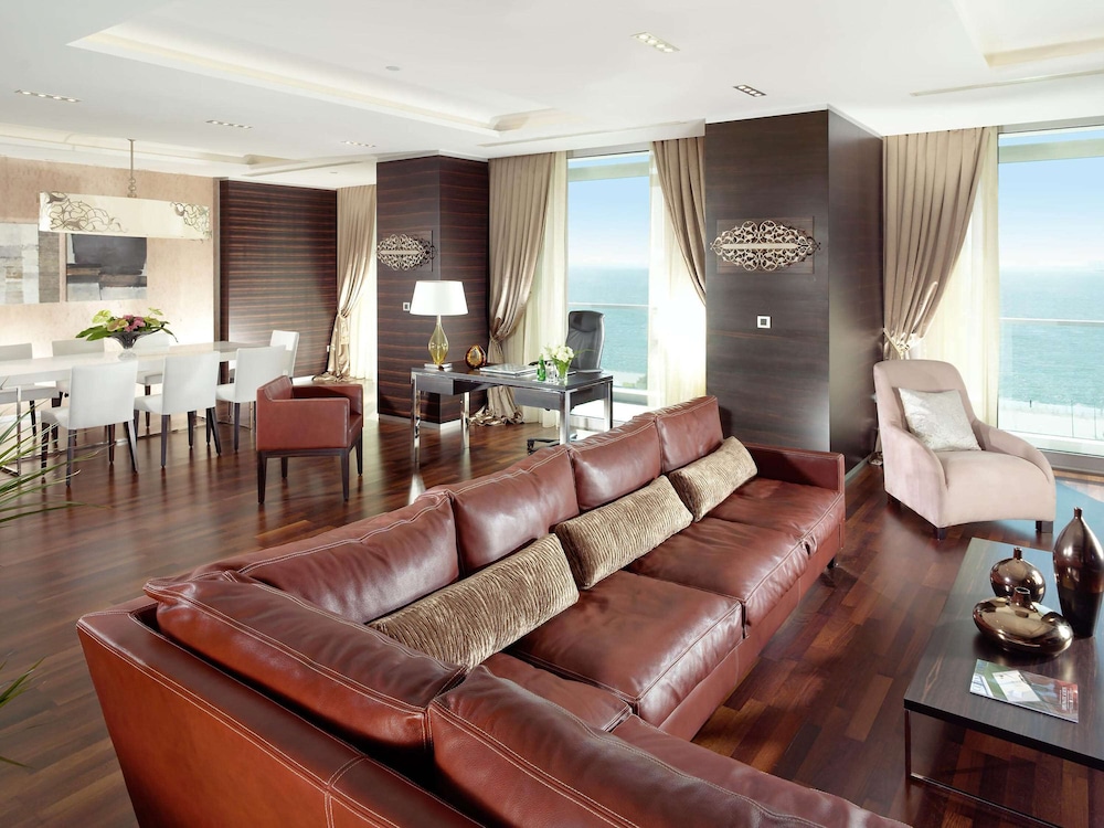 Swissotel Buyuk Efes 47/65