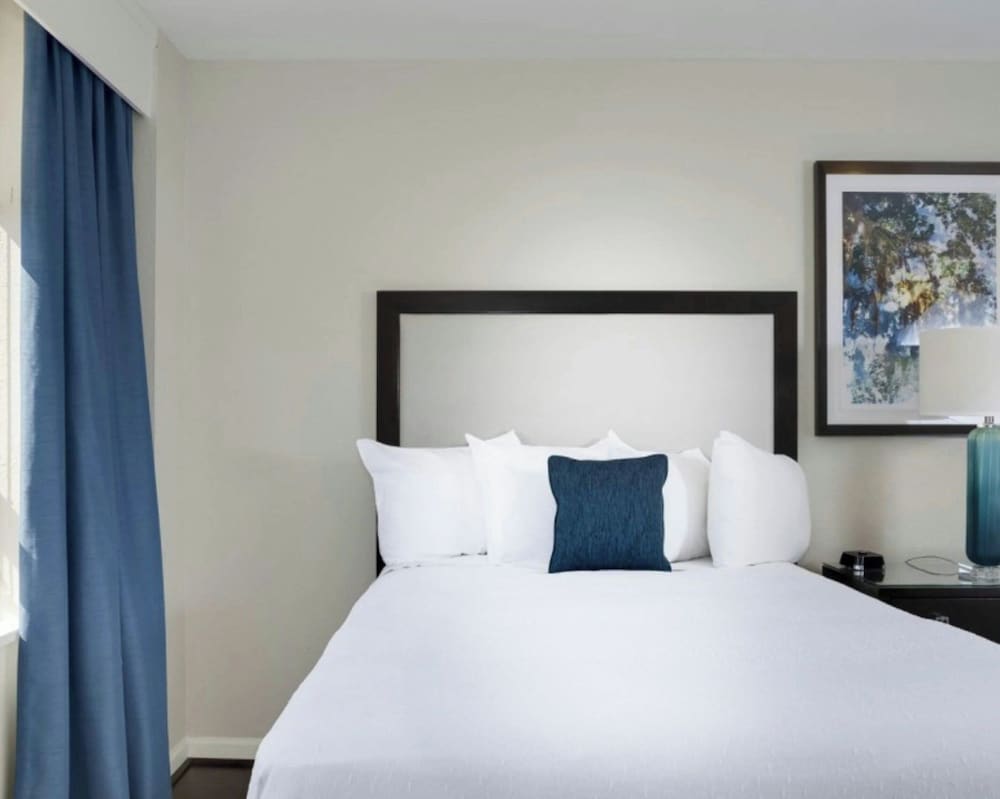 Room, 2 Double Beds, Pool Side