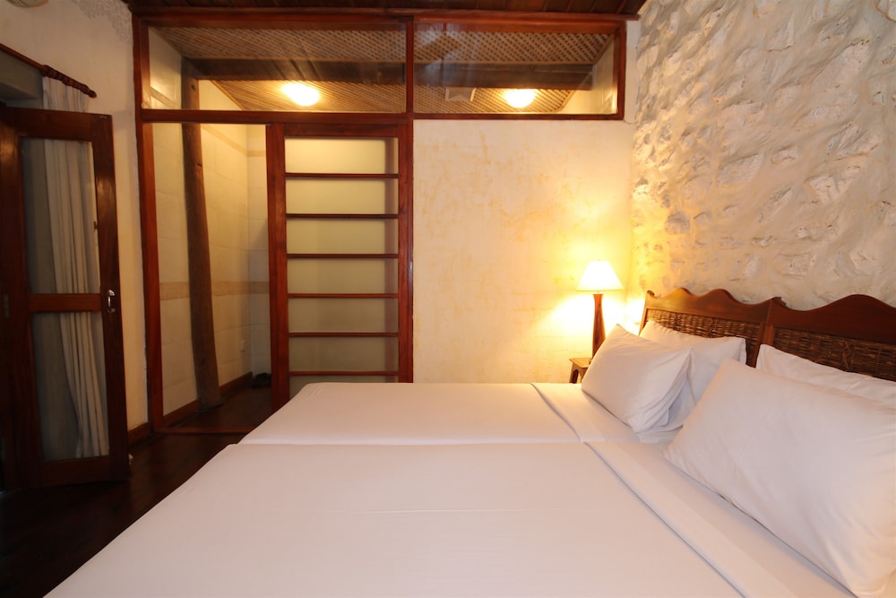 Sala Prabang Hotel 5/27