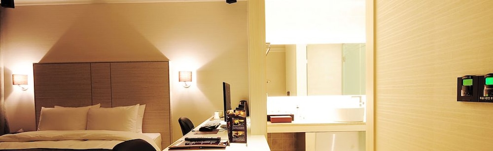 Jbis Hotel 30/46