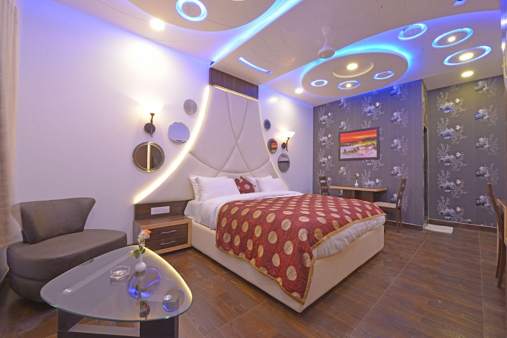 Hotel J P International 20/39