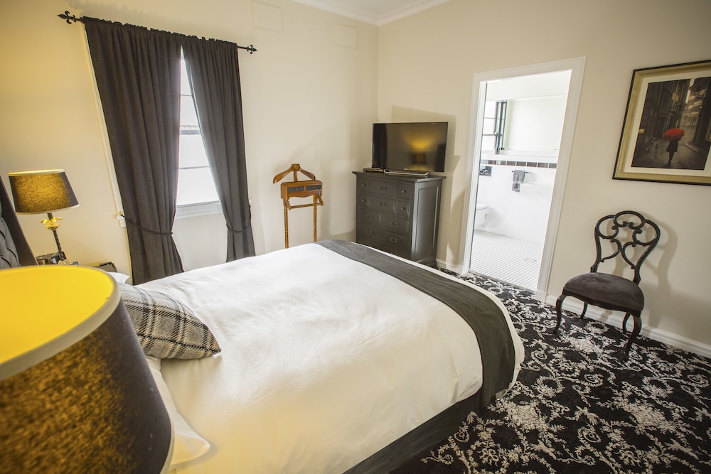 The Commercial Boutique Hotel 13/60