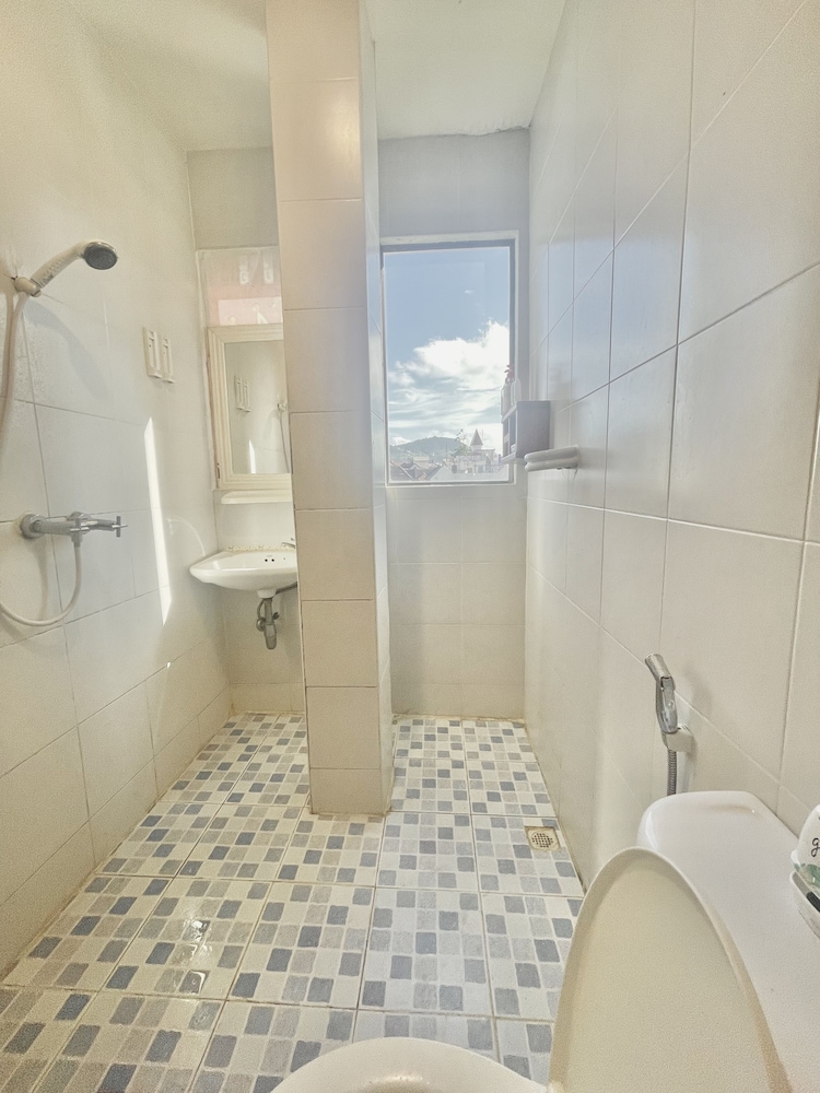 Centre Point Patong 75/75