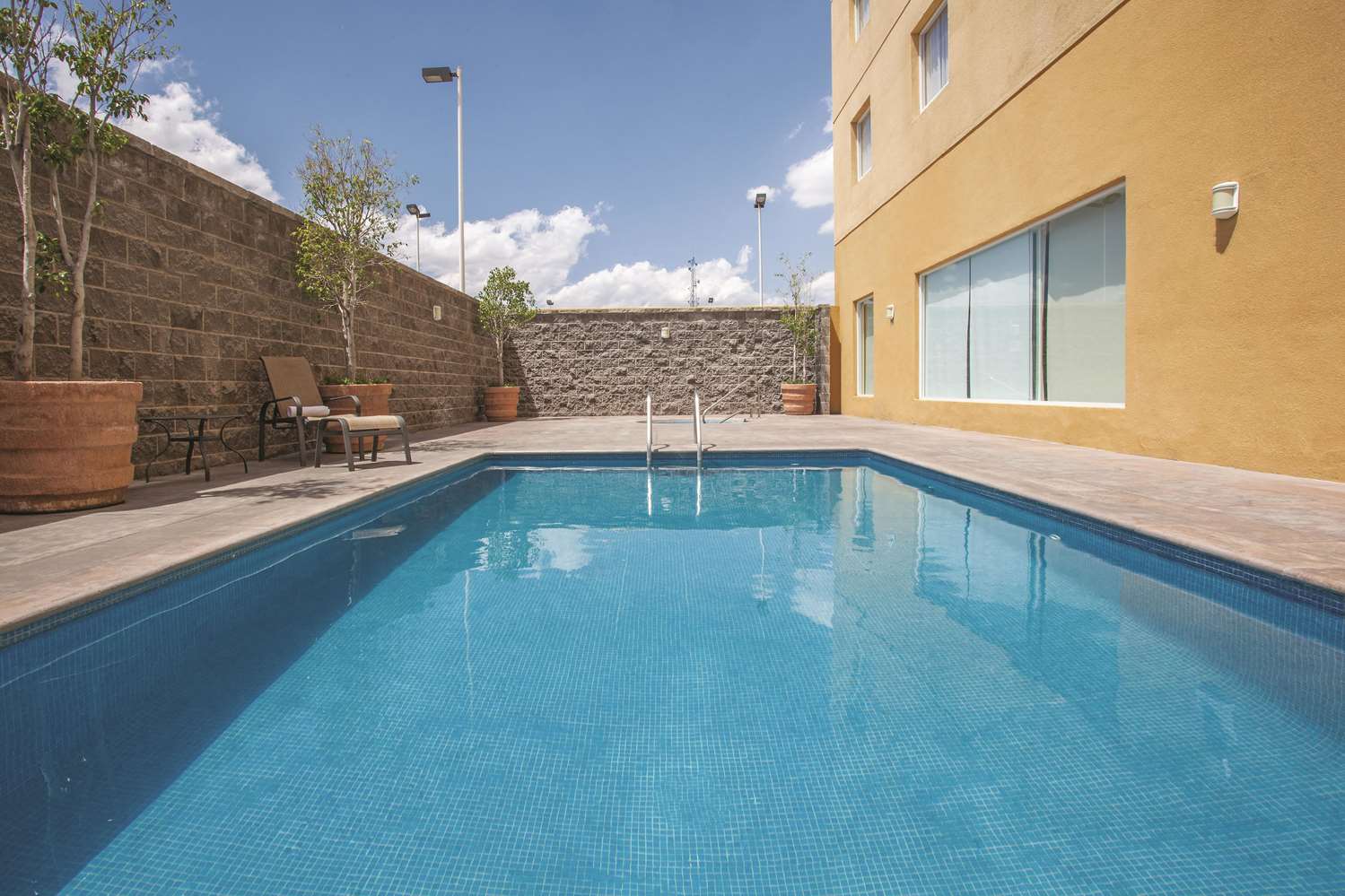 La Hotel By La Quinta San Luis Potosi 37/61