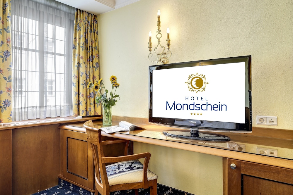 Hotel Mondschein 29/33