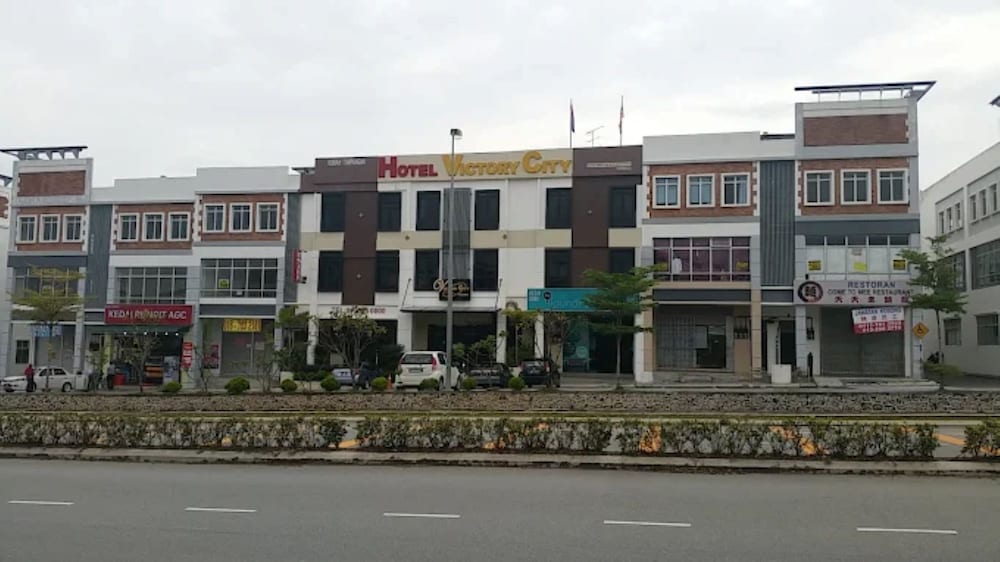 Hotel Zamburger Victory City 3/30