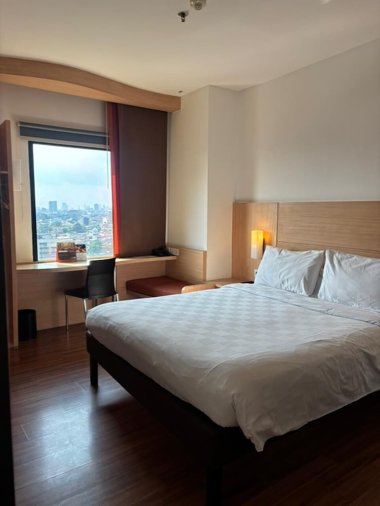 Swiss-Belinn Cawang 25/64
