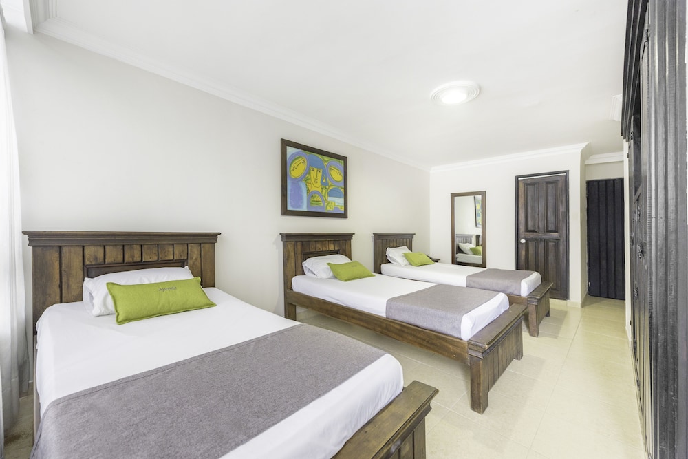 Family, Studio, 6 Beds