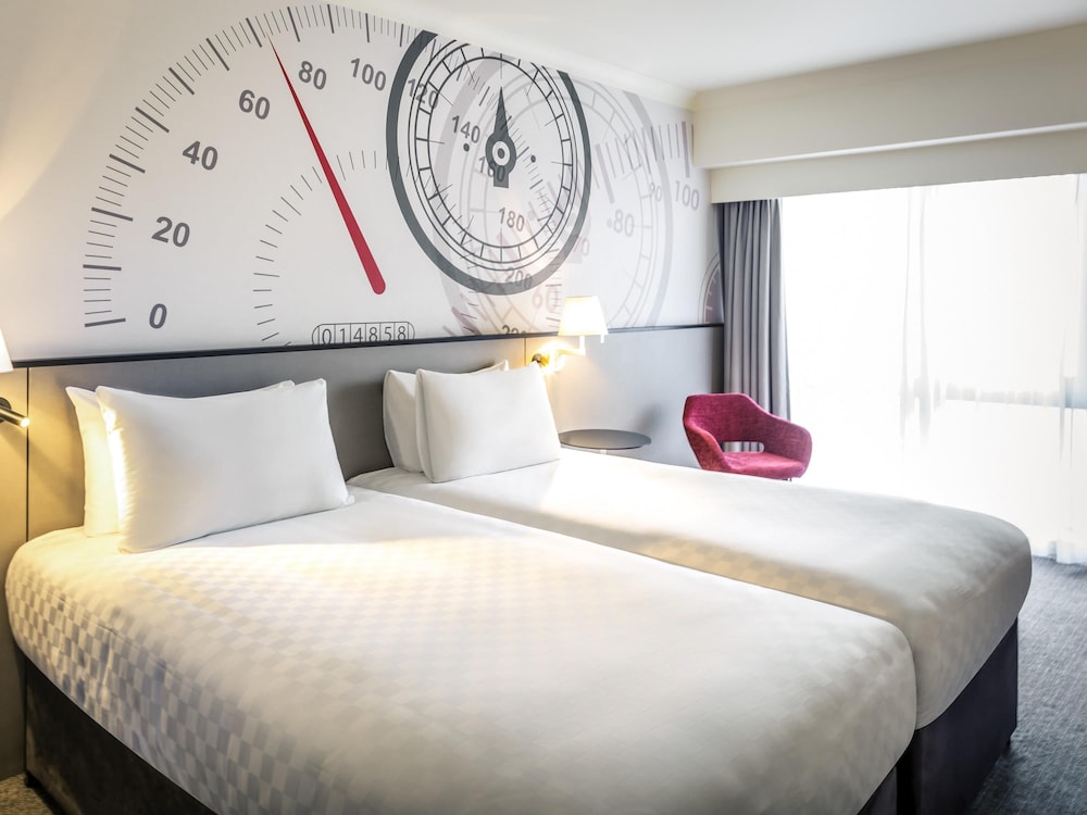 Mercure Dartford Brands Hatch Hotel & Spa 18/50