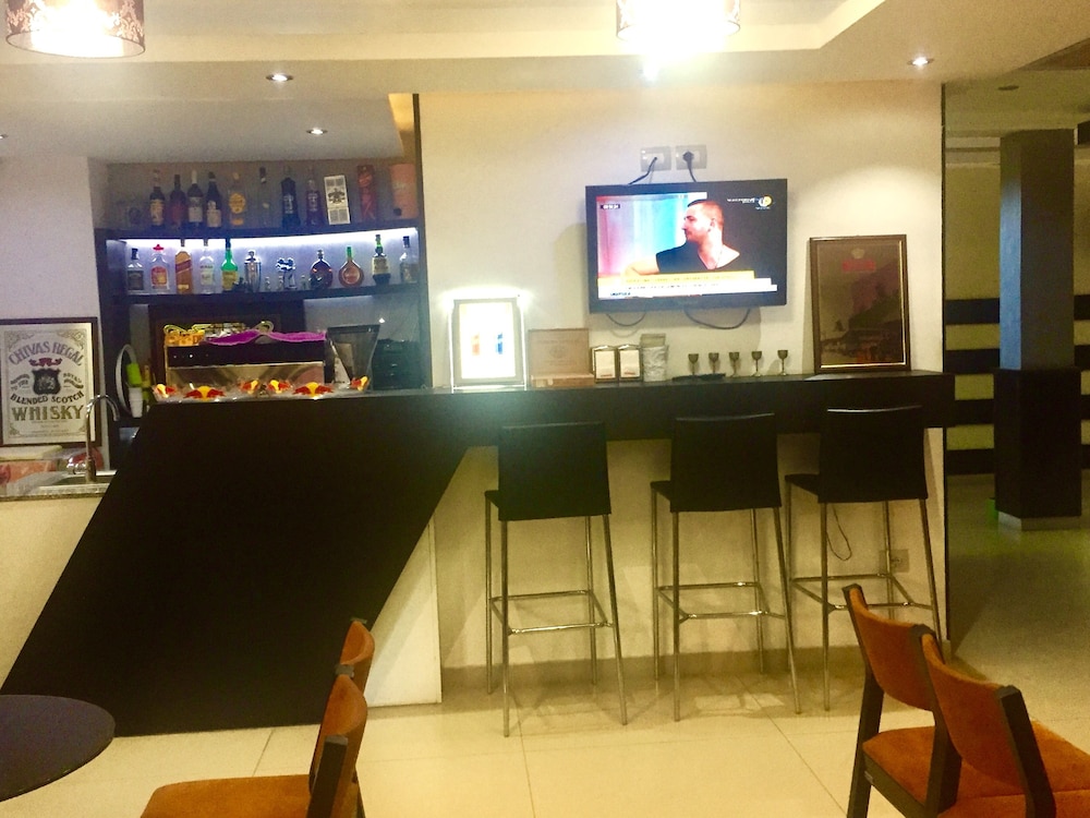 Sunrise Hotel Cameria 29/50